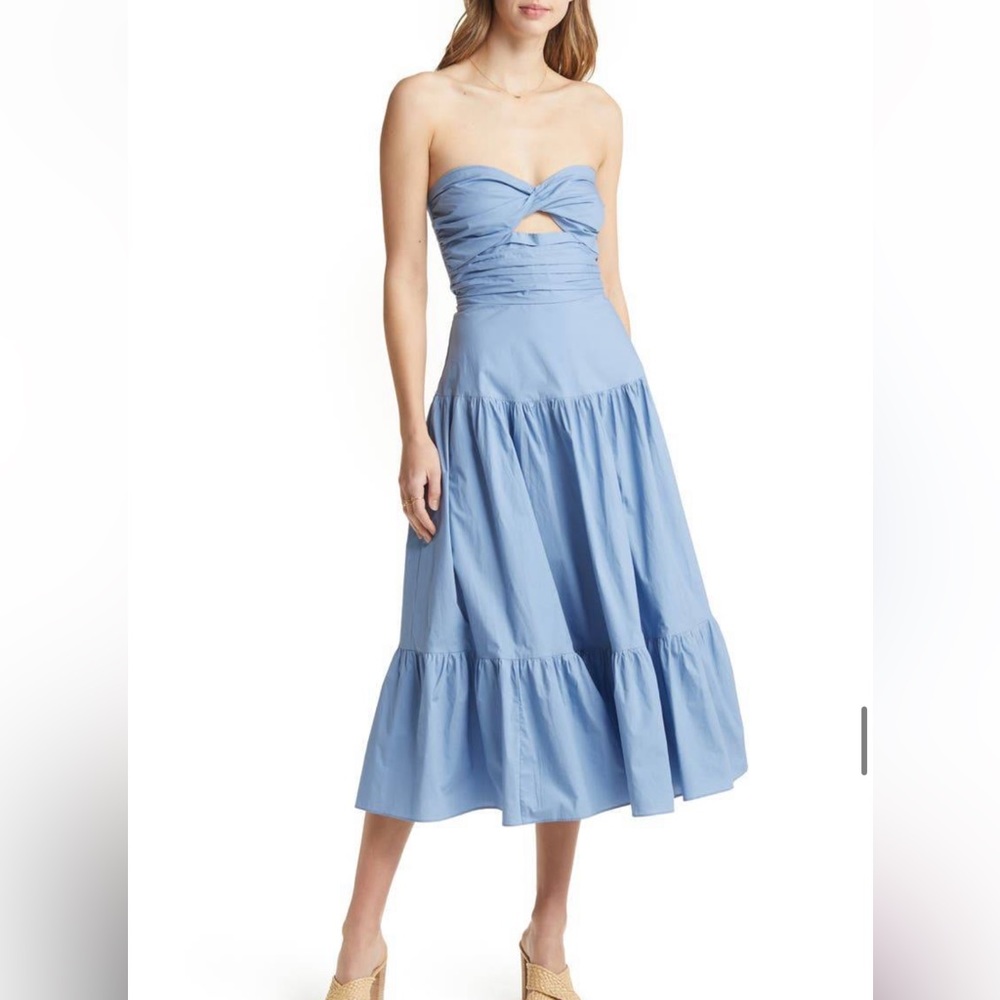 Vici | New blue stapless tiered midi dress cut out size large